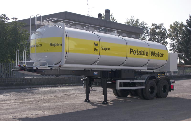 Cisterna Saipem per trasporto acqua potabile