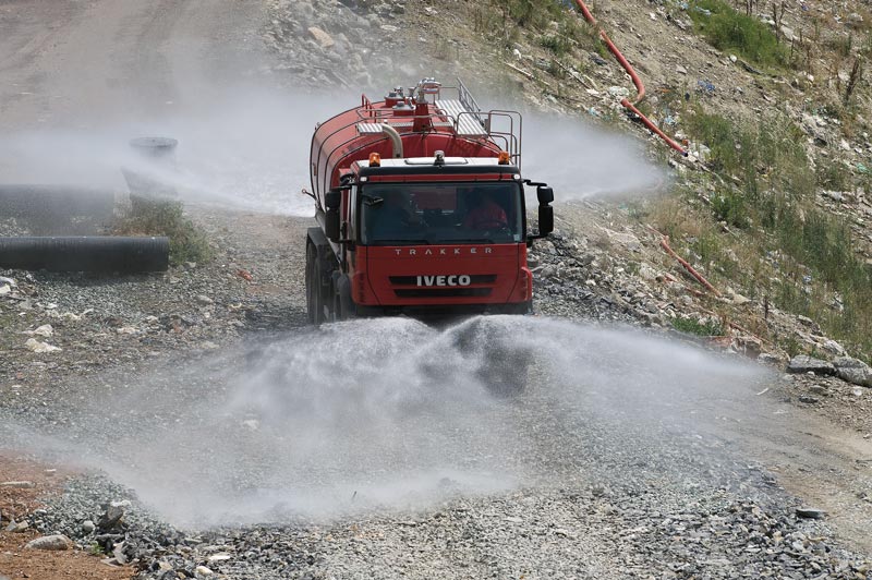 Cisterna trasporto e distribuzione acqua industriale per innaffiamento e lavaggio strade e gallerie Scarpino_0240